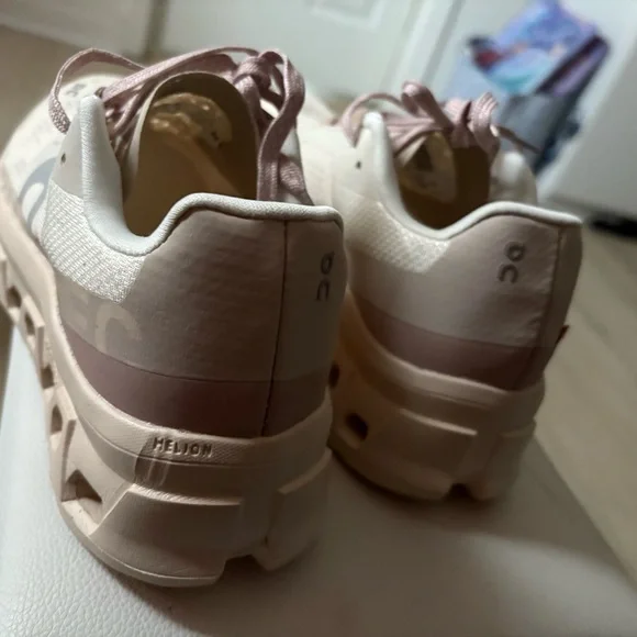 On Running Women's Cream and Light Pink Sneakers - Picture 2 of 4